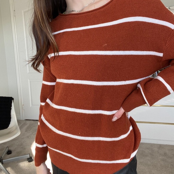 Knit sweater - Picture 3 of 3
